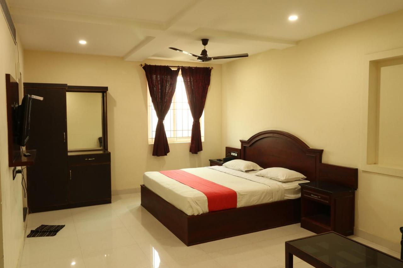 E S Residency Hotel Theni Zewnętrze zdjęcie