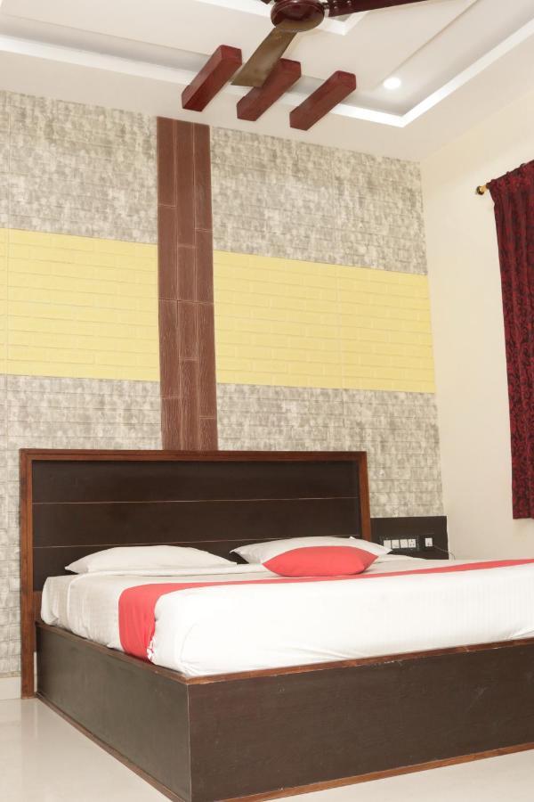 E S Residency Hotel Theni Zewnętrze zdjęcie