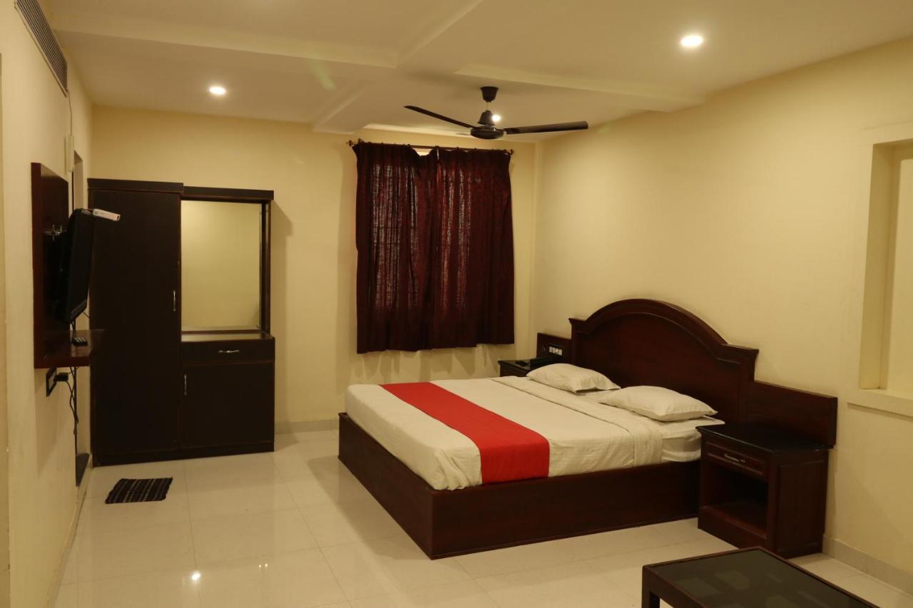 E S Residency Hotel Theni Zewnętrze zdjęcie