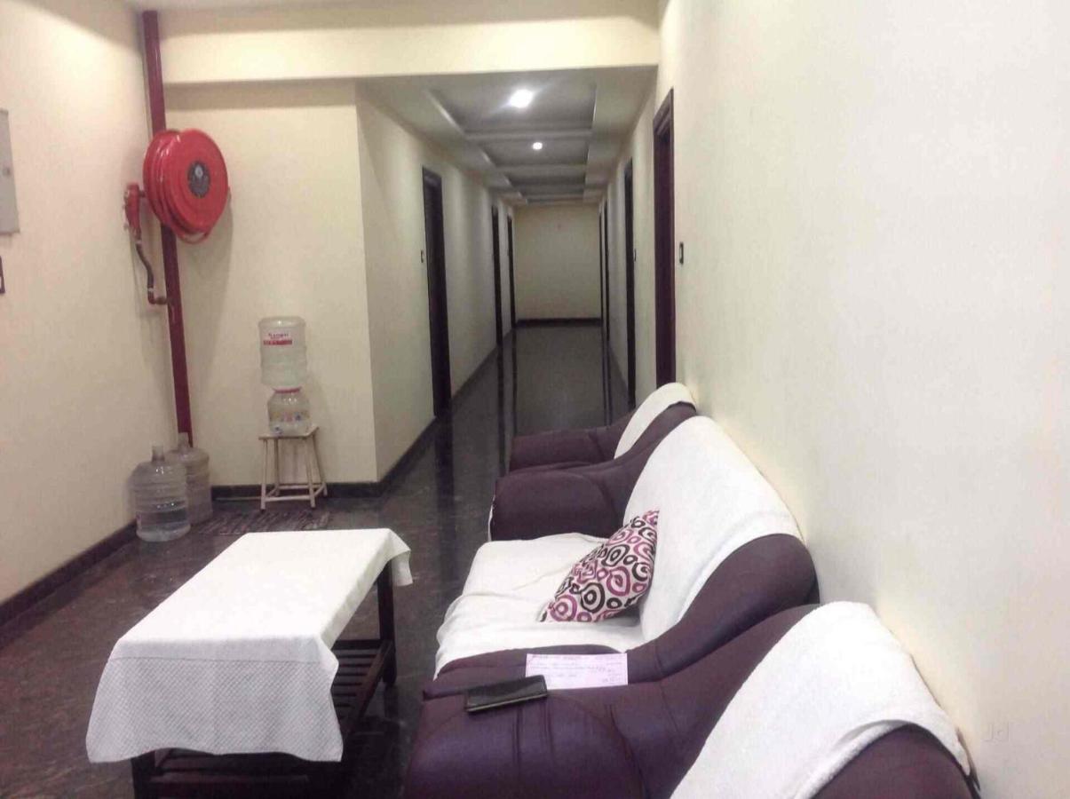 E S Residency Hotel Theni Zewnętrze zdjęcie